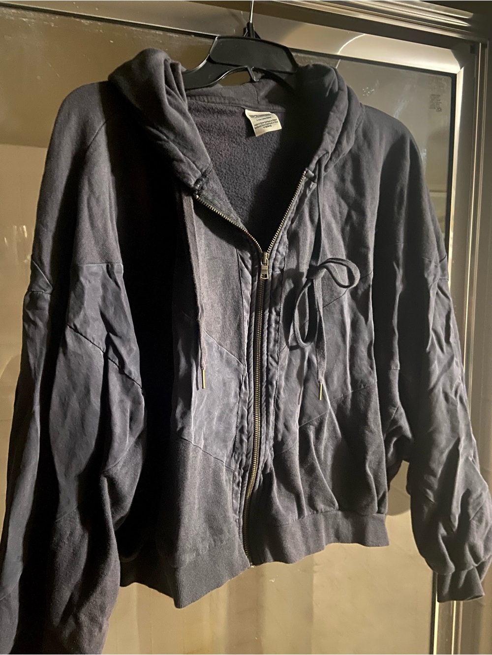 Large Pink Victorias Secret Zip-Up Hooded Jacket Sweatshirt top